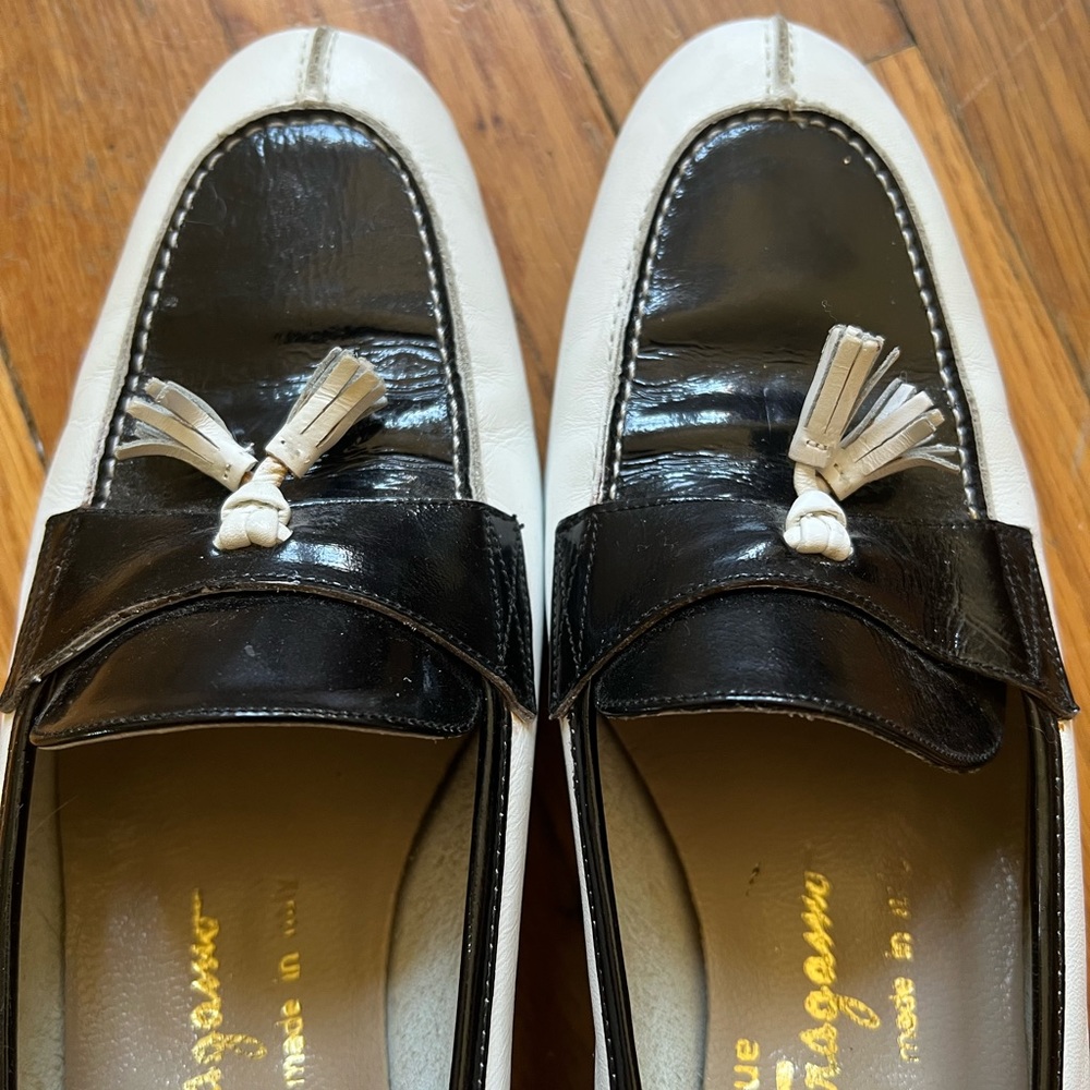Ferragamo Tassel Loafers, Black & White Flats - Picture 6 of 9